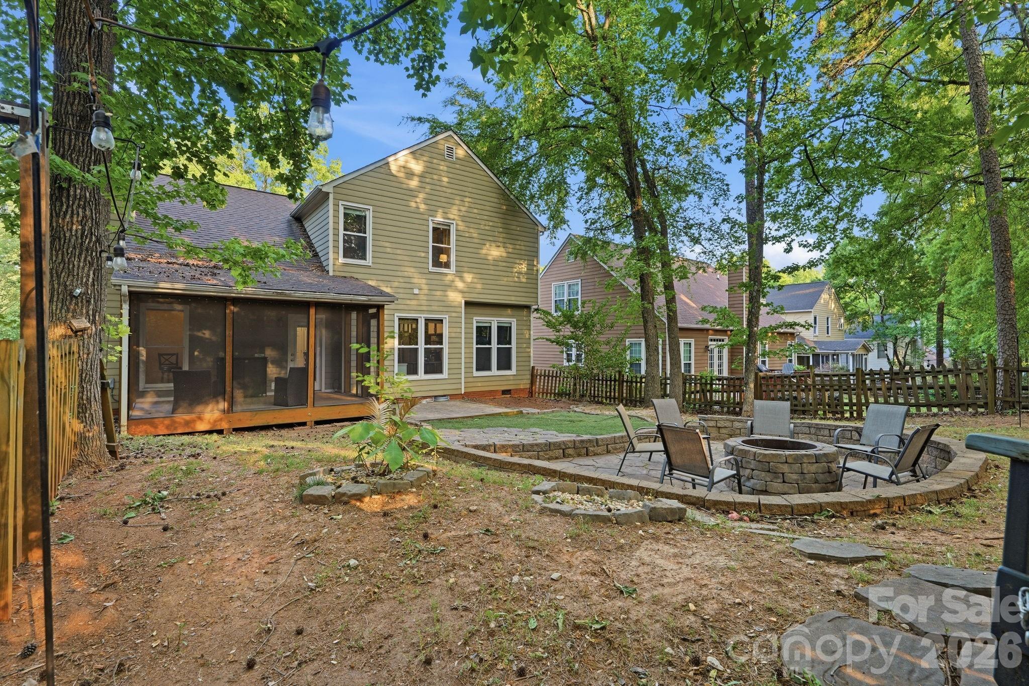 Davis Lake - Residential