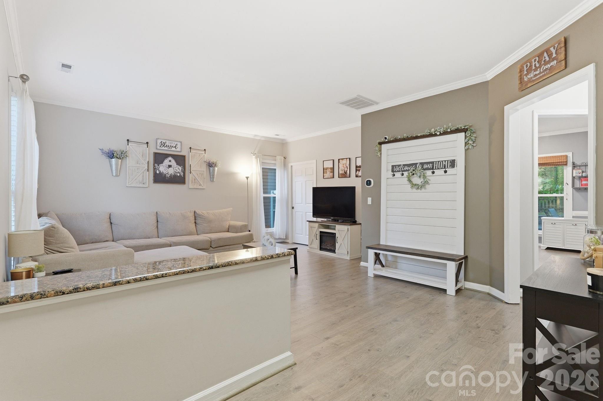 Davis Lake - Residential