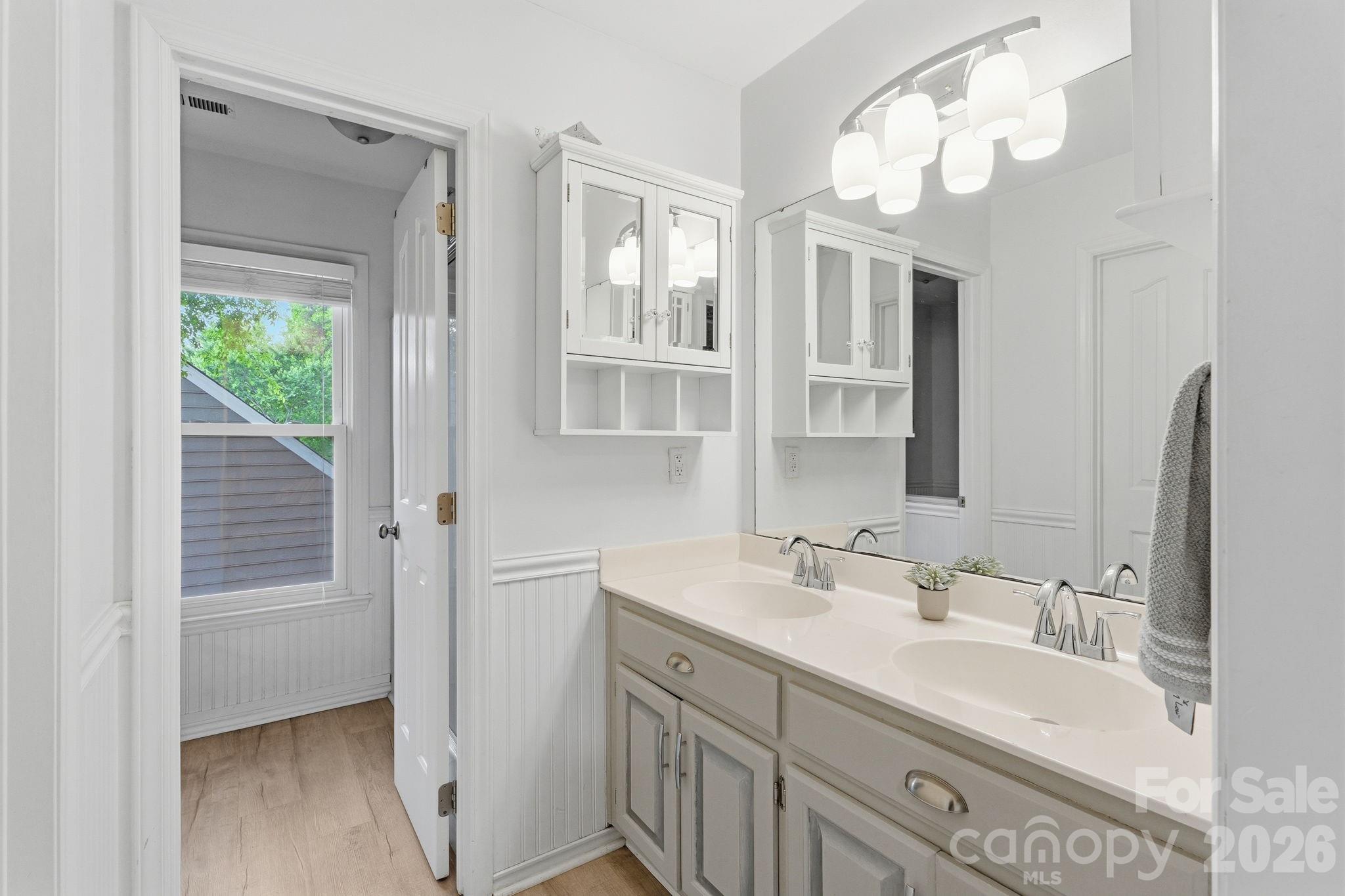Davis Lake - Residential
