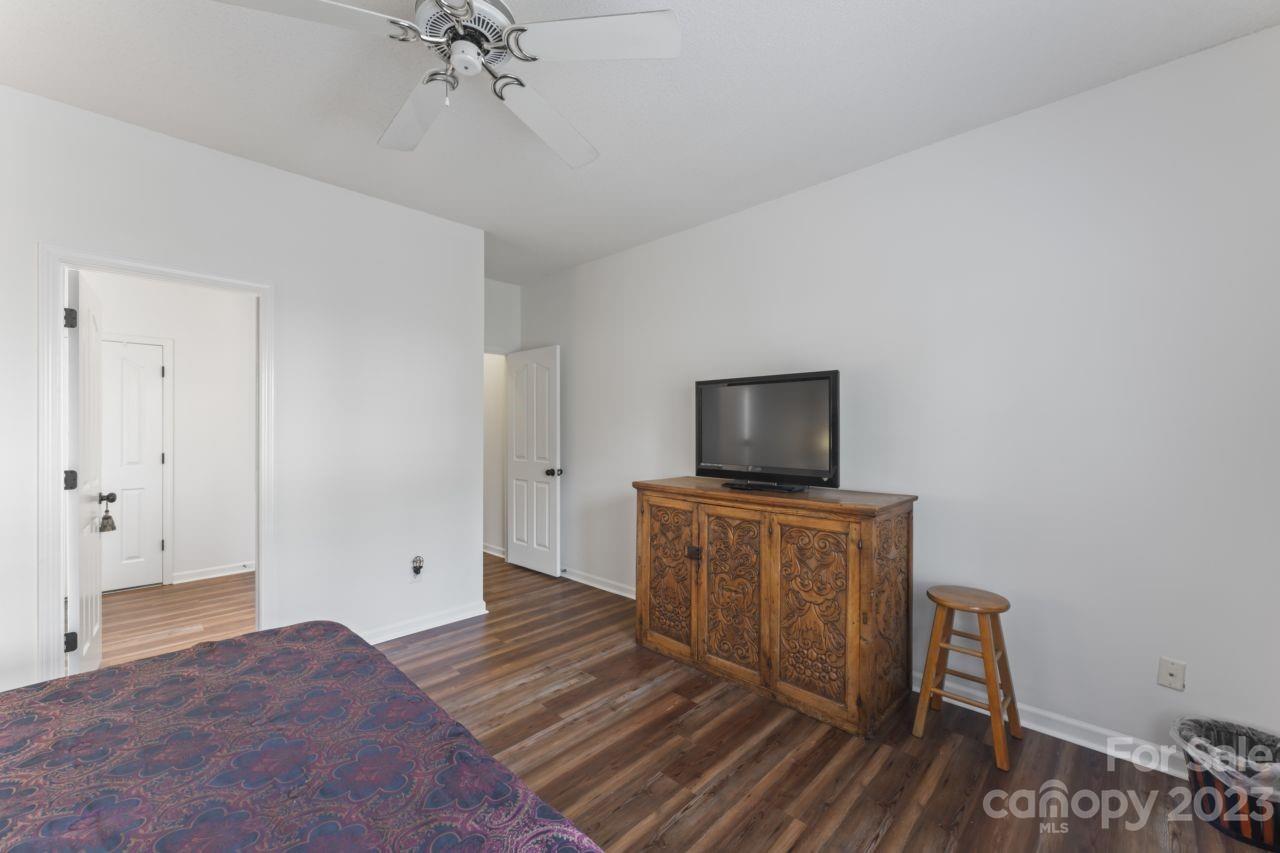 Stone Hollow - Residential