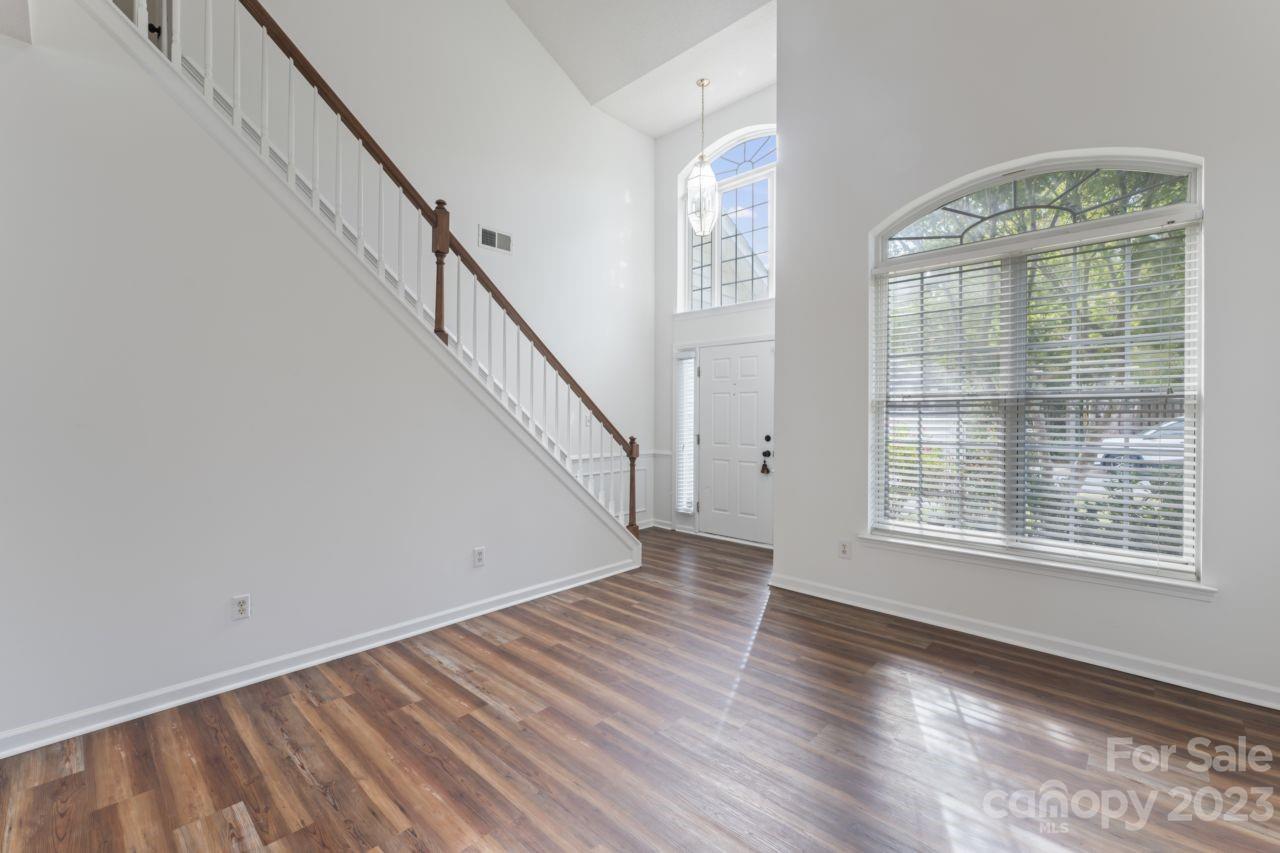 Stone Hollow - Residential