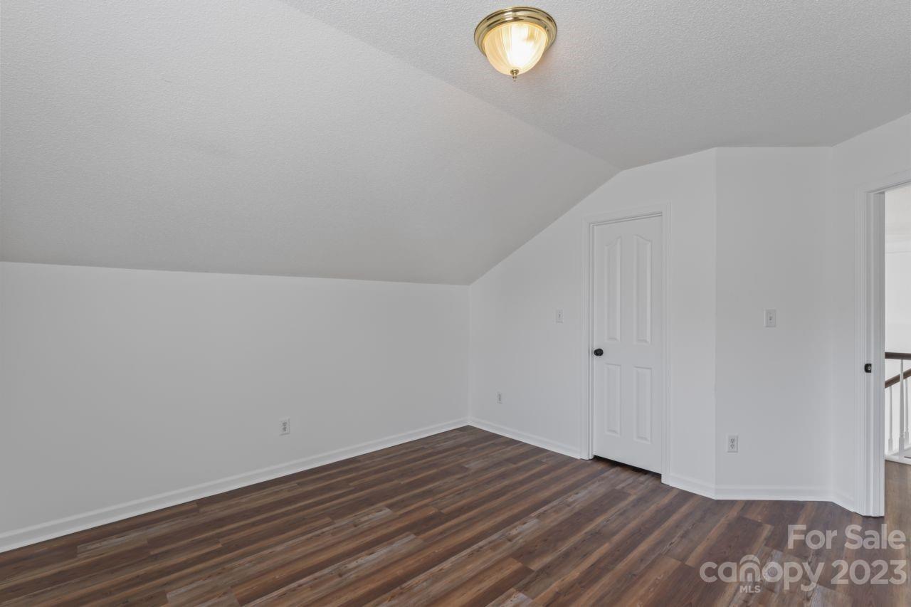 Stone Hollow - Residential