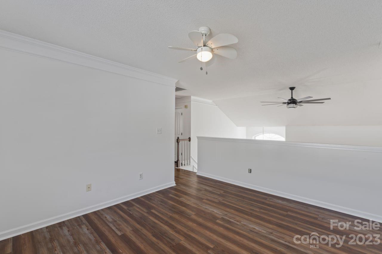 Stone Hollow - Residential