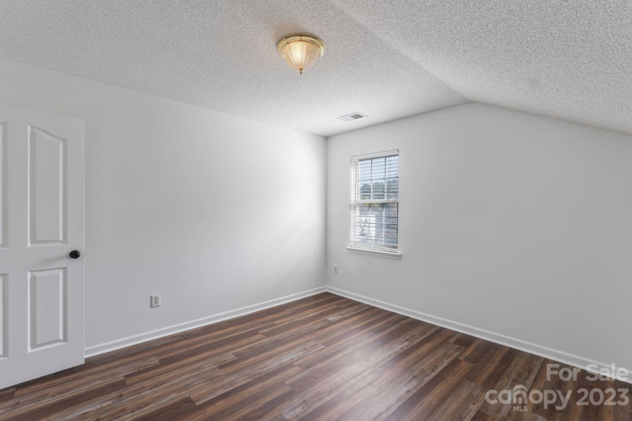 Stone Hollow - Residential