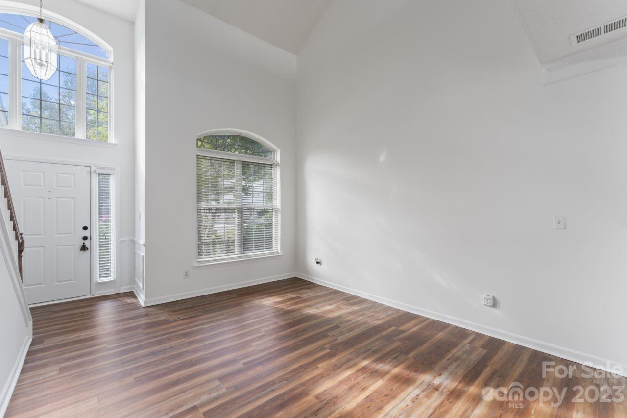 Stone Hollow - Residential