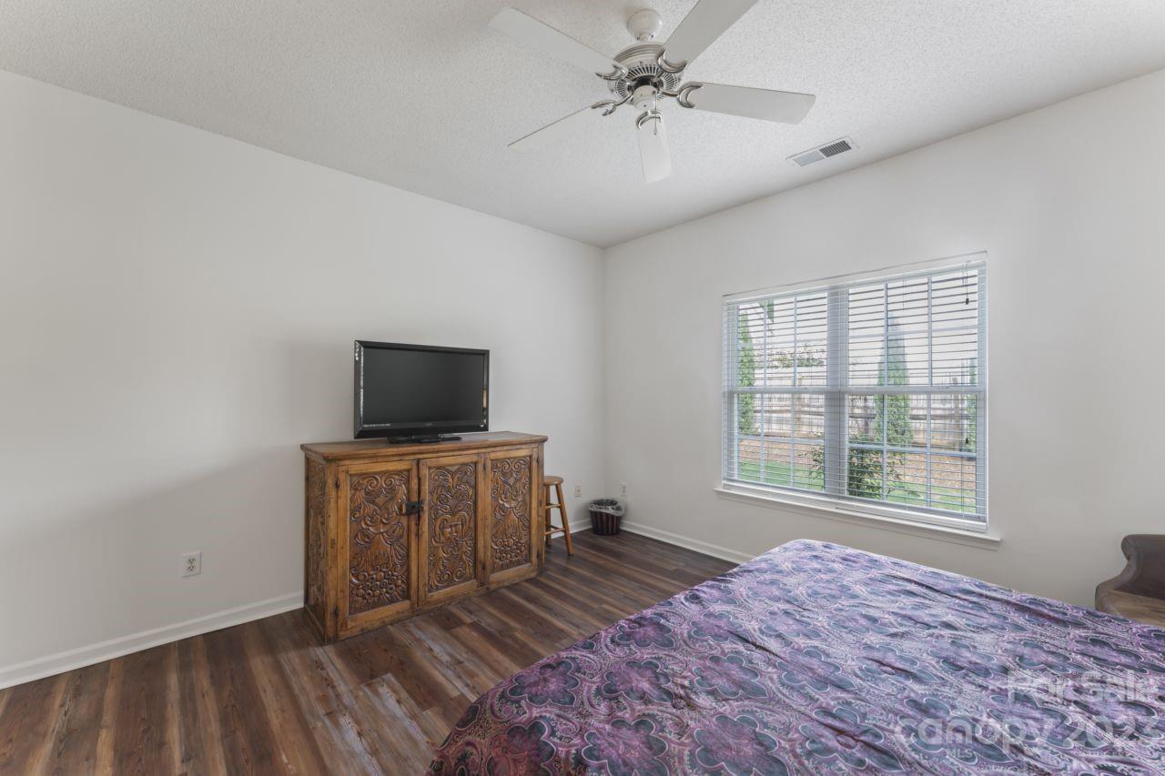 Stone Hollow - Residential