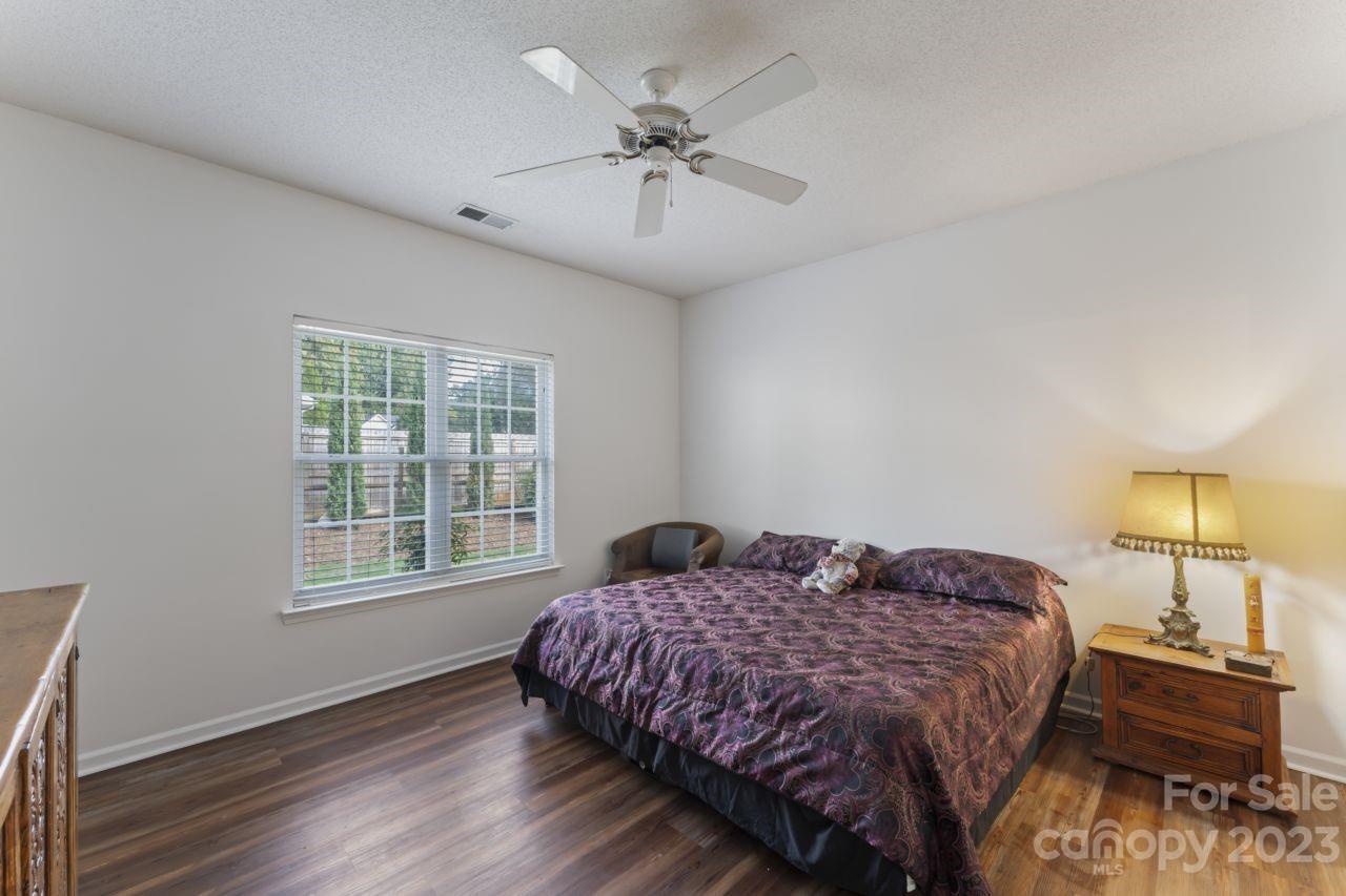 Stone Hollow - Residential