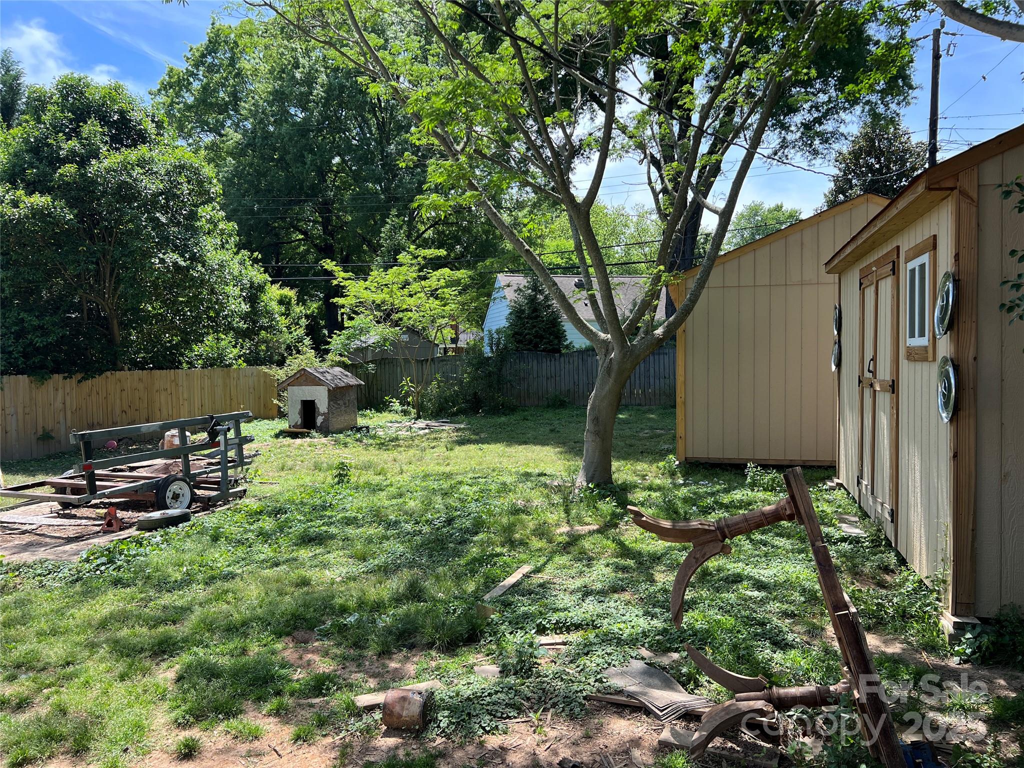 1212 Meadow Lane