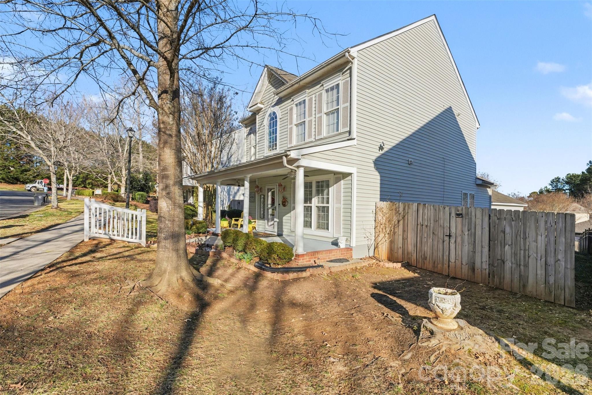 6715 Tanners Creek Drive