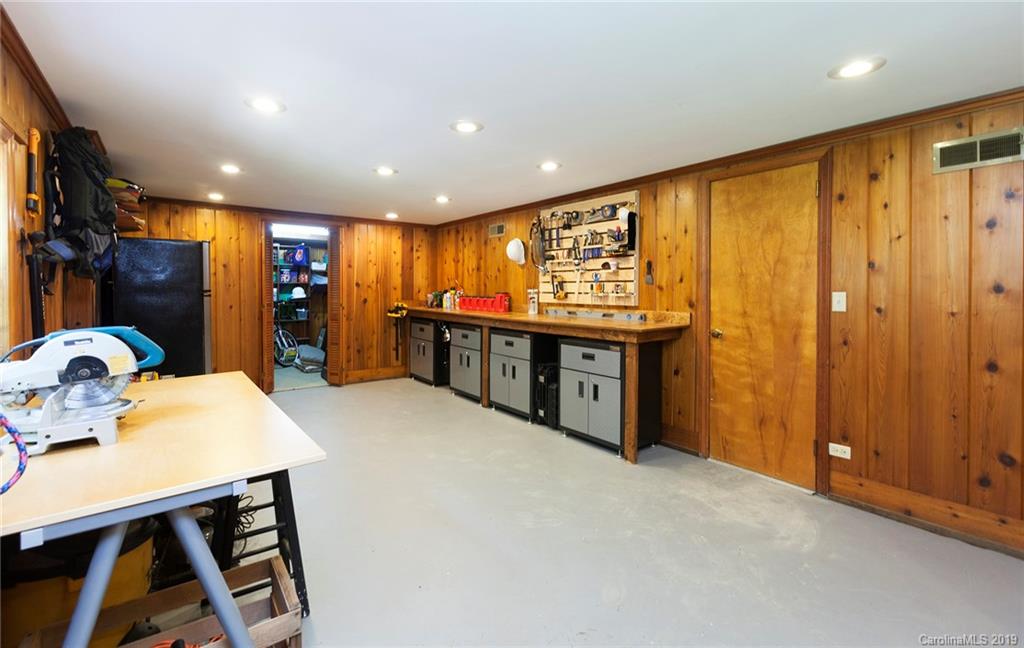 Sherwood Forest - Residential