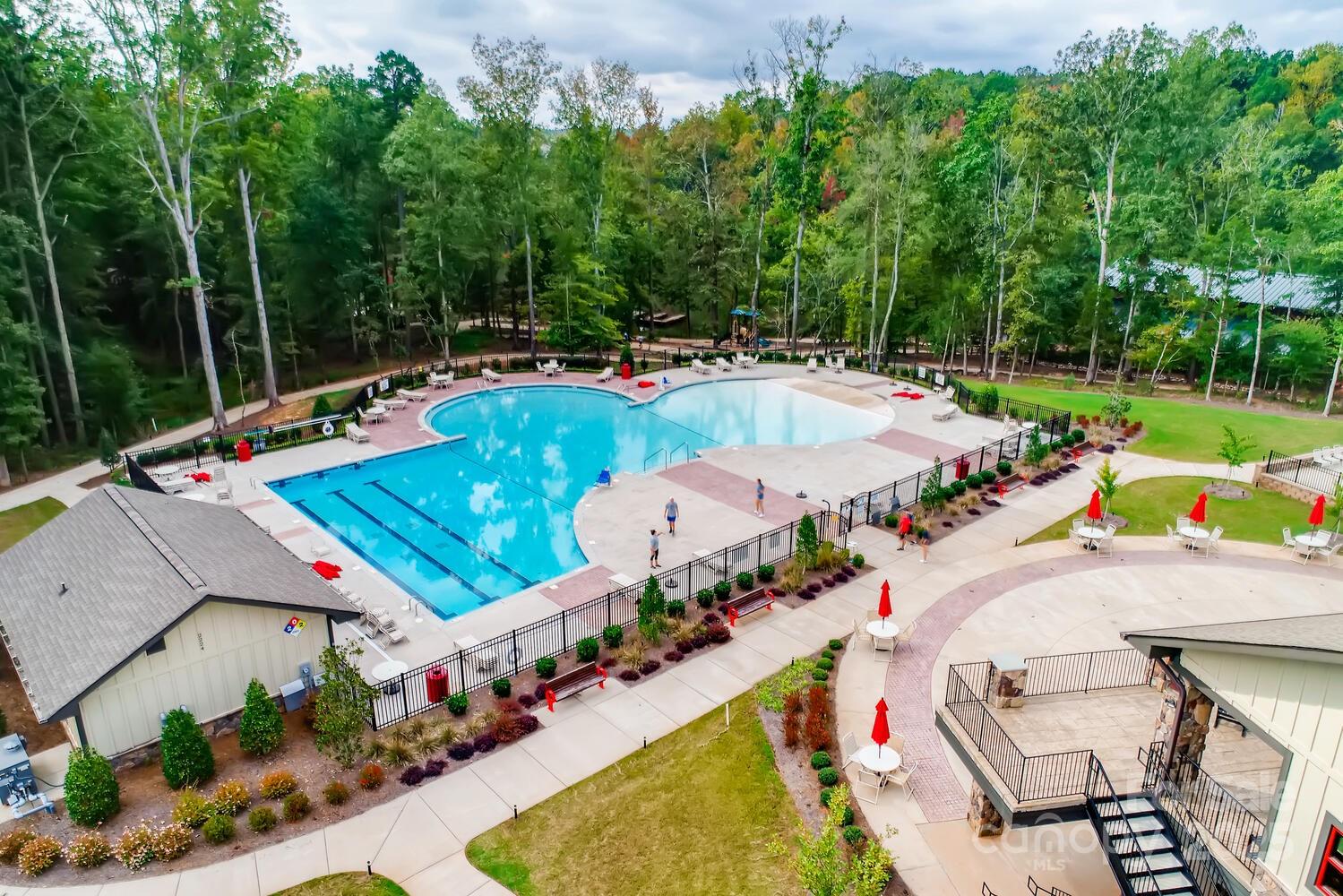 Tree Tops - Residential