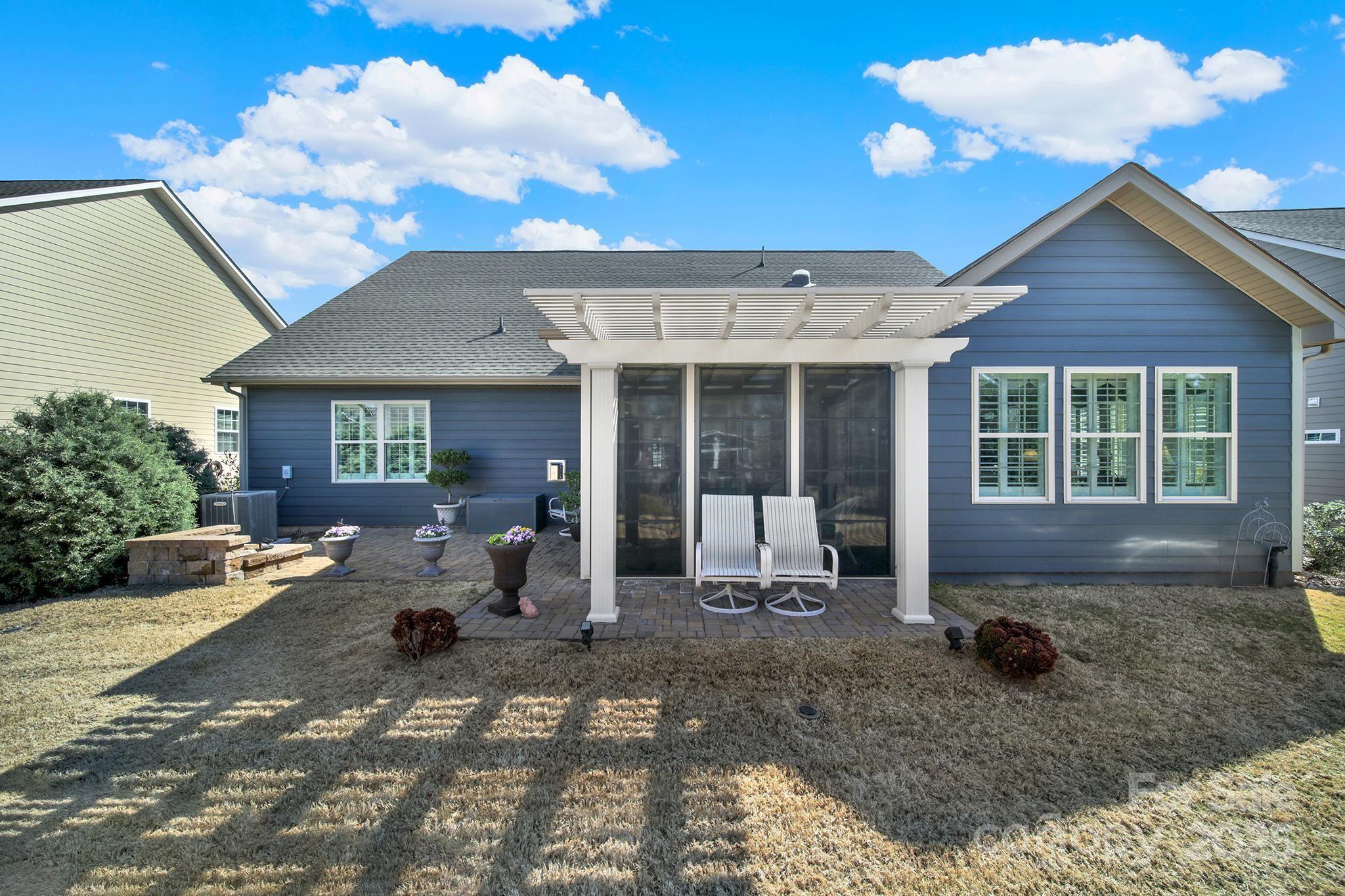 Tree Tops - Residential