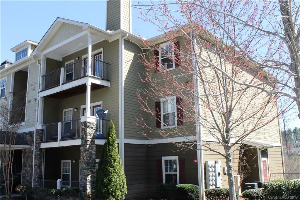 Seasons at Biltmore Lake - Residential