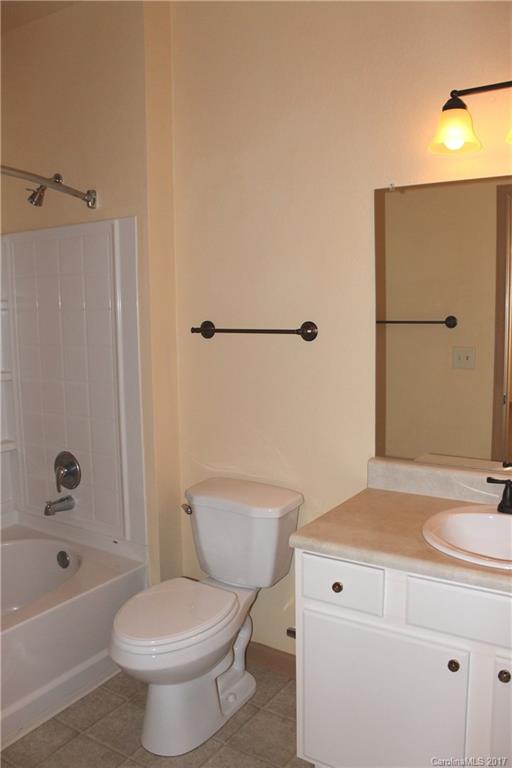 Seasons at Biltmore Lake - Residential