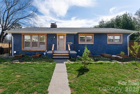 Photo of 10 Lance Lane, Asheville, NC 28806 (MLS # 4328641)