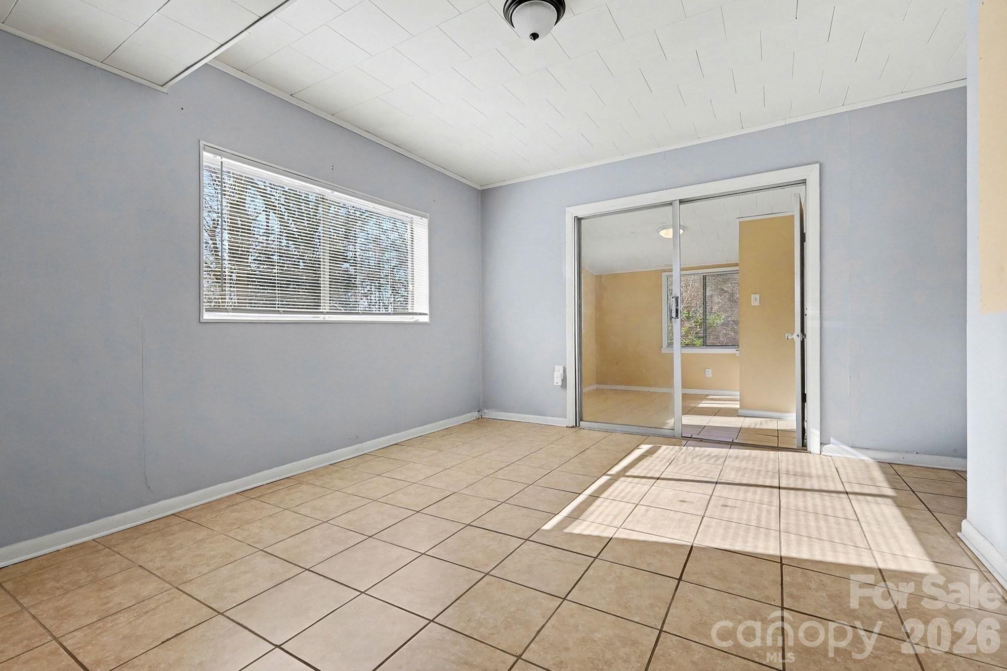 Vinton Woods - Residential