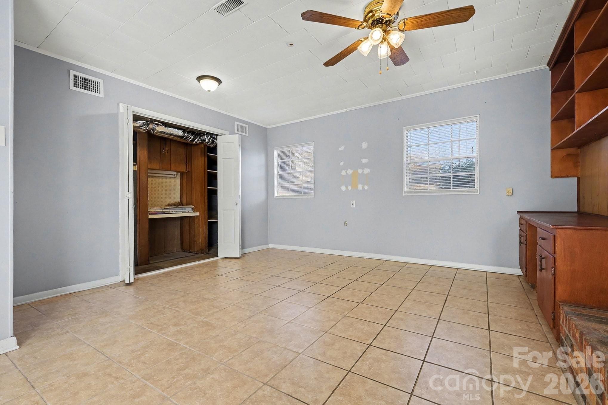 Vinton Woods - Residential