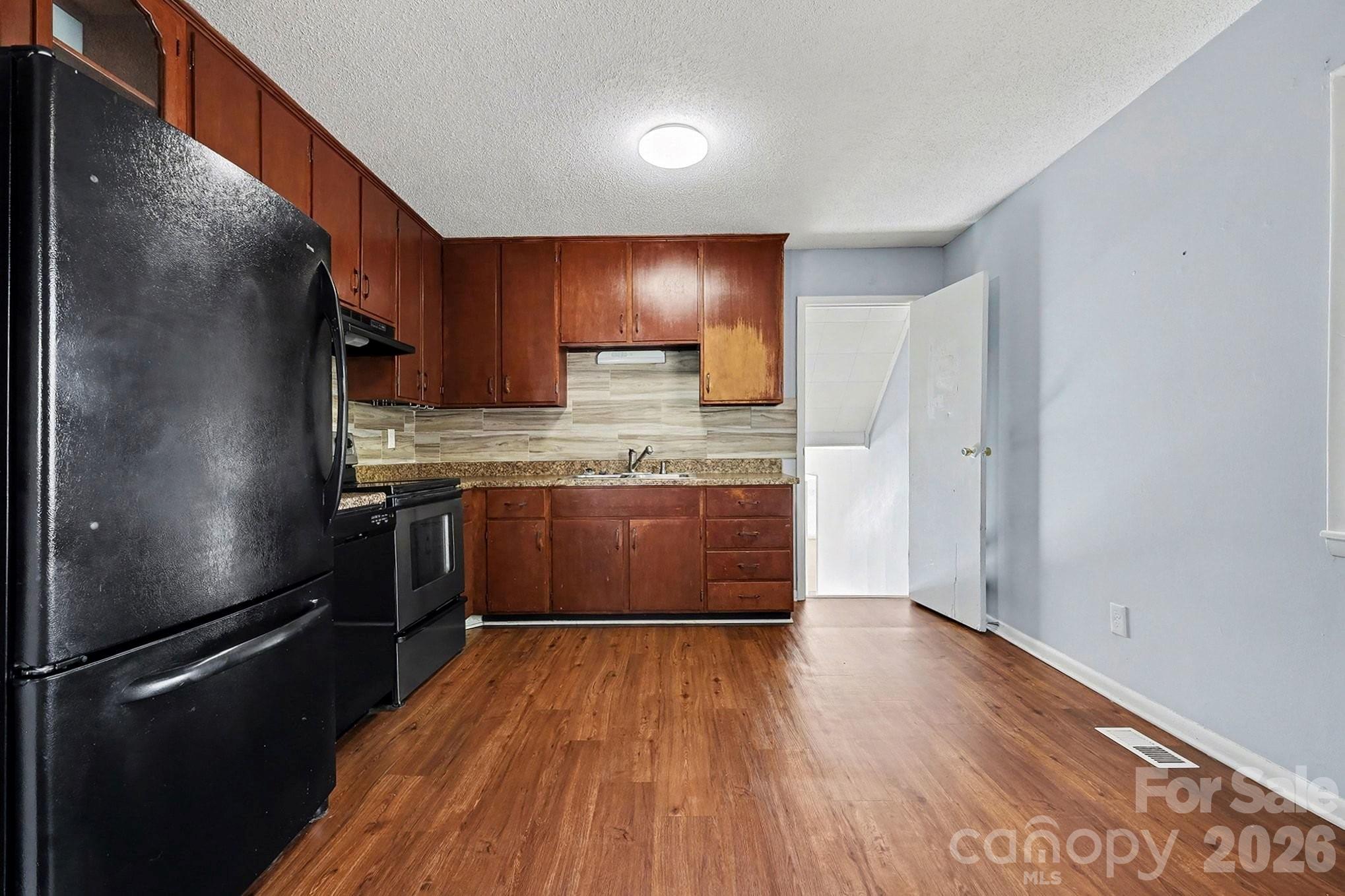 Vinton Woods - Residential