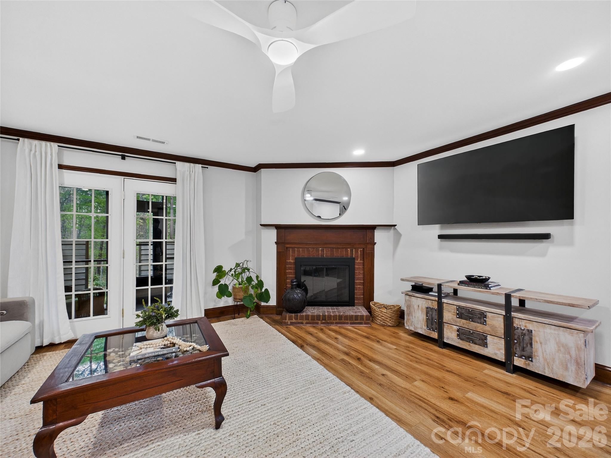 Newman Manor - Residential