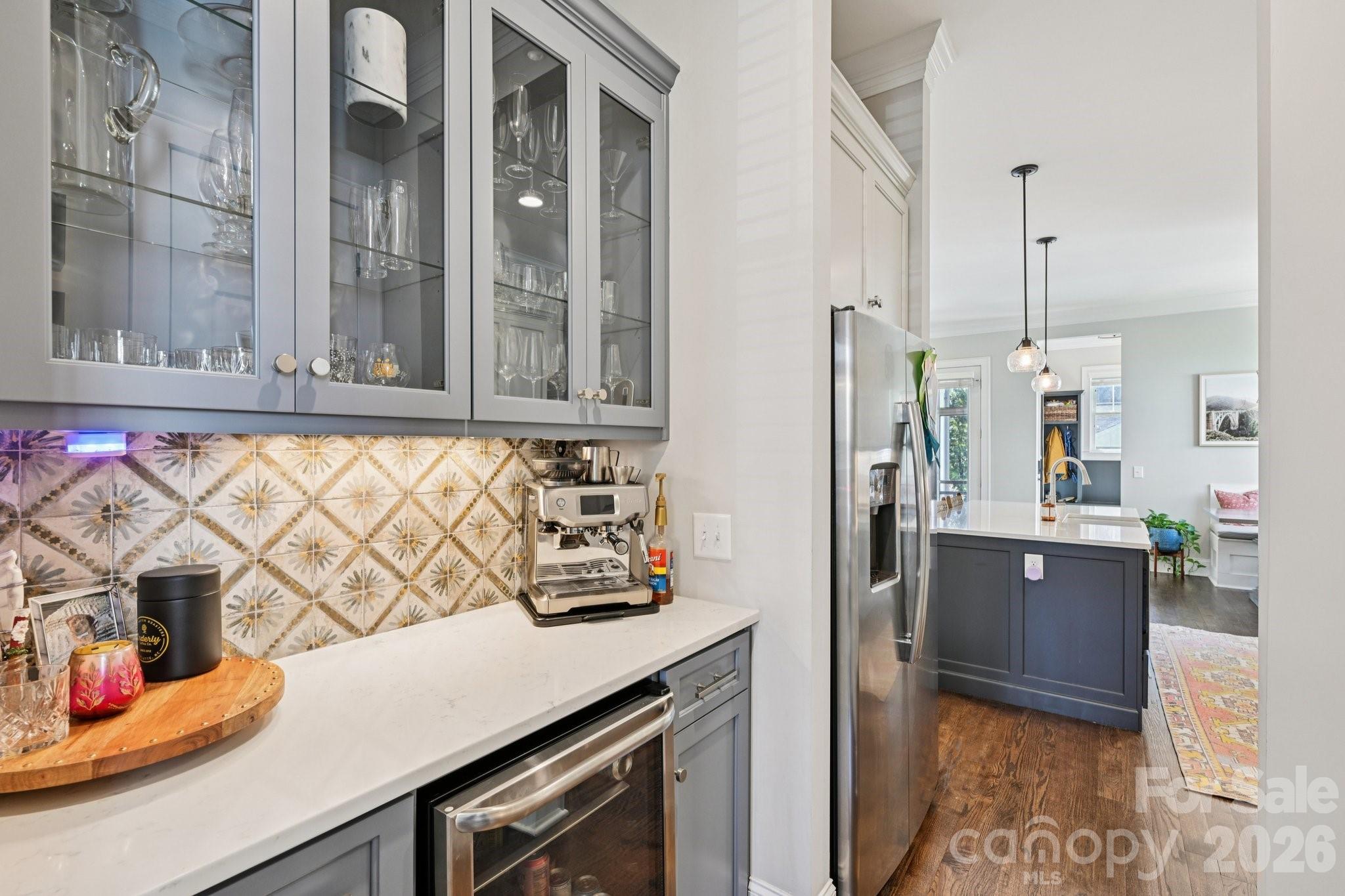 The Oaks at Midwood - Residential