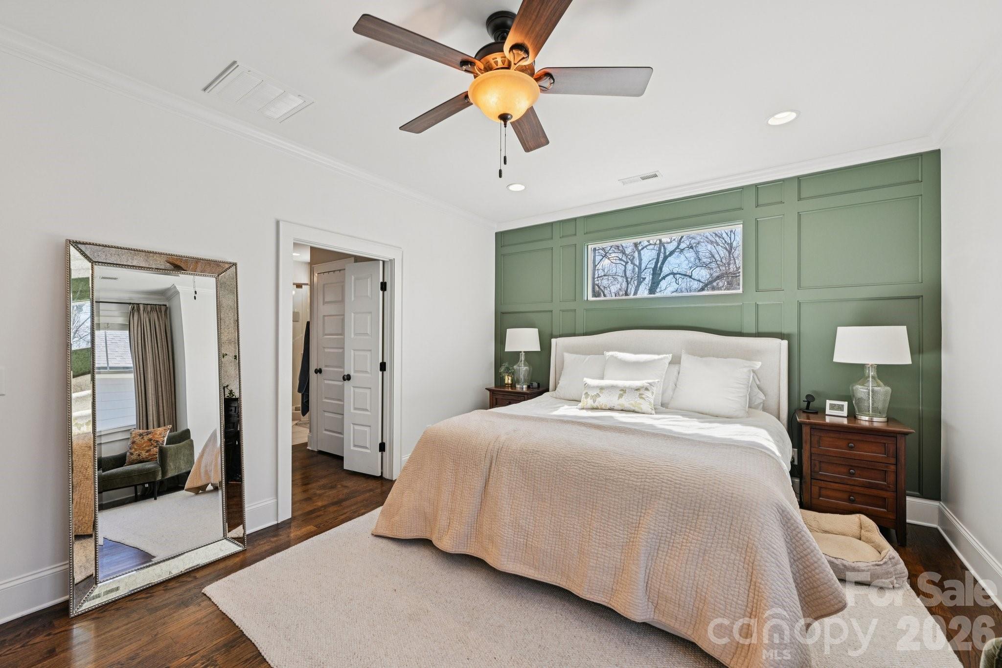 The Oaks at Midwood - Residential