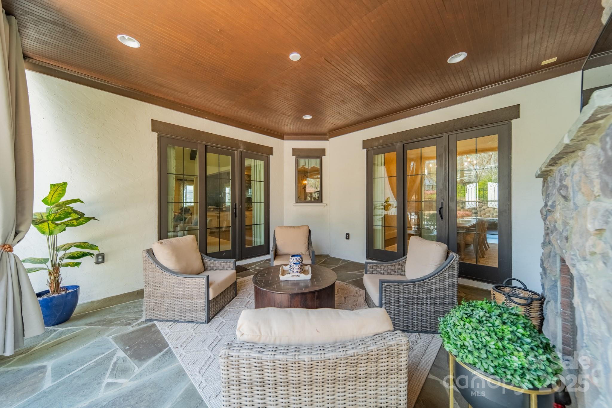 Firethorne - Residential