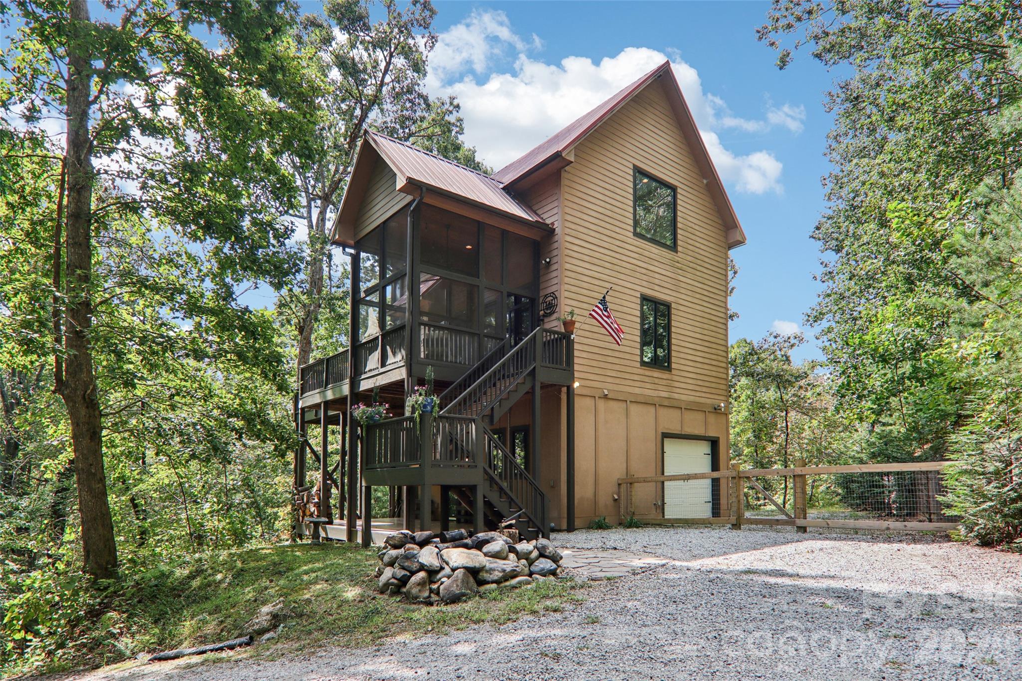 184 Deep Woods Lane