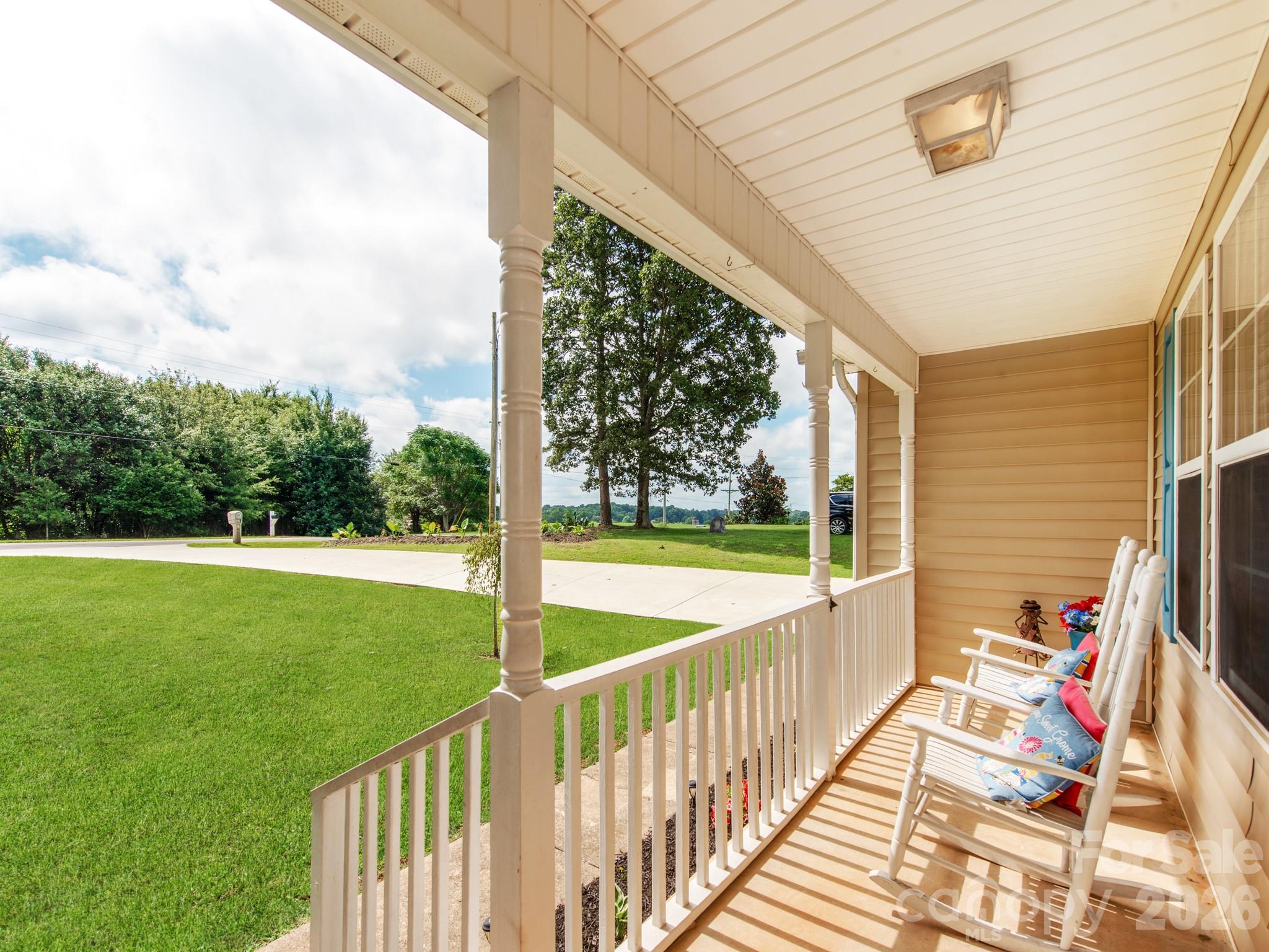 3163 River Road 1
