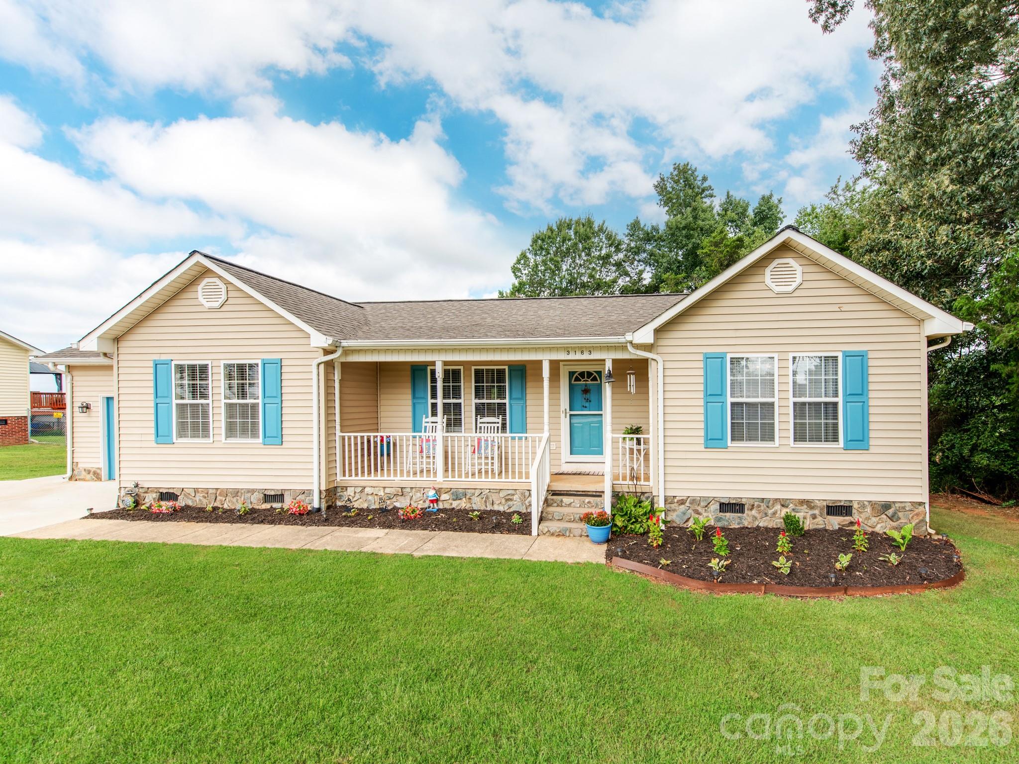 3163 River Road 1