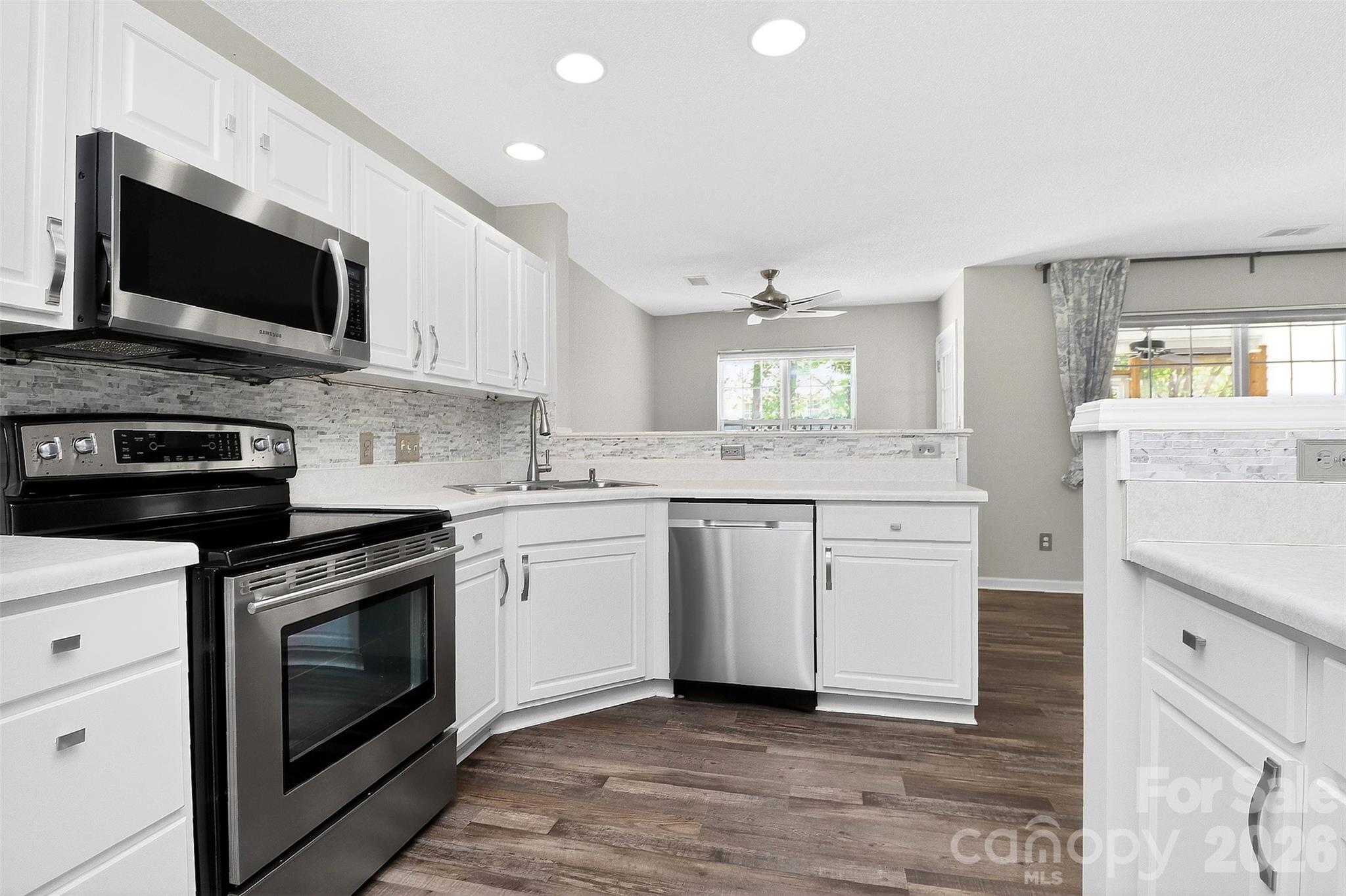 Lexington Commons - Residential