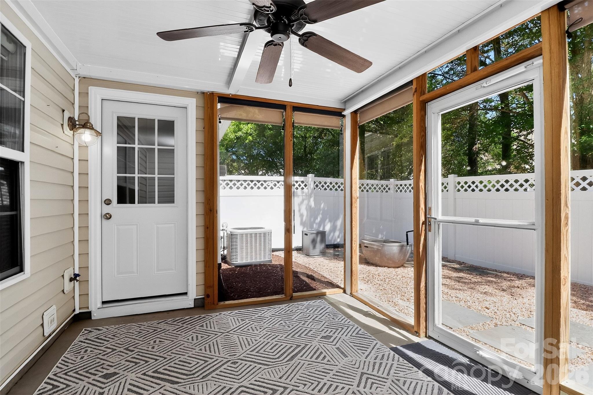 Lexington Commons - Residential