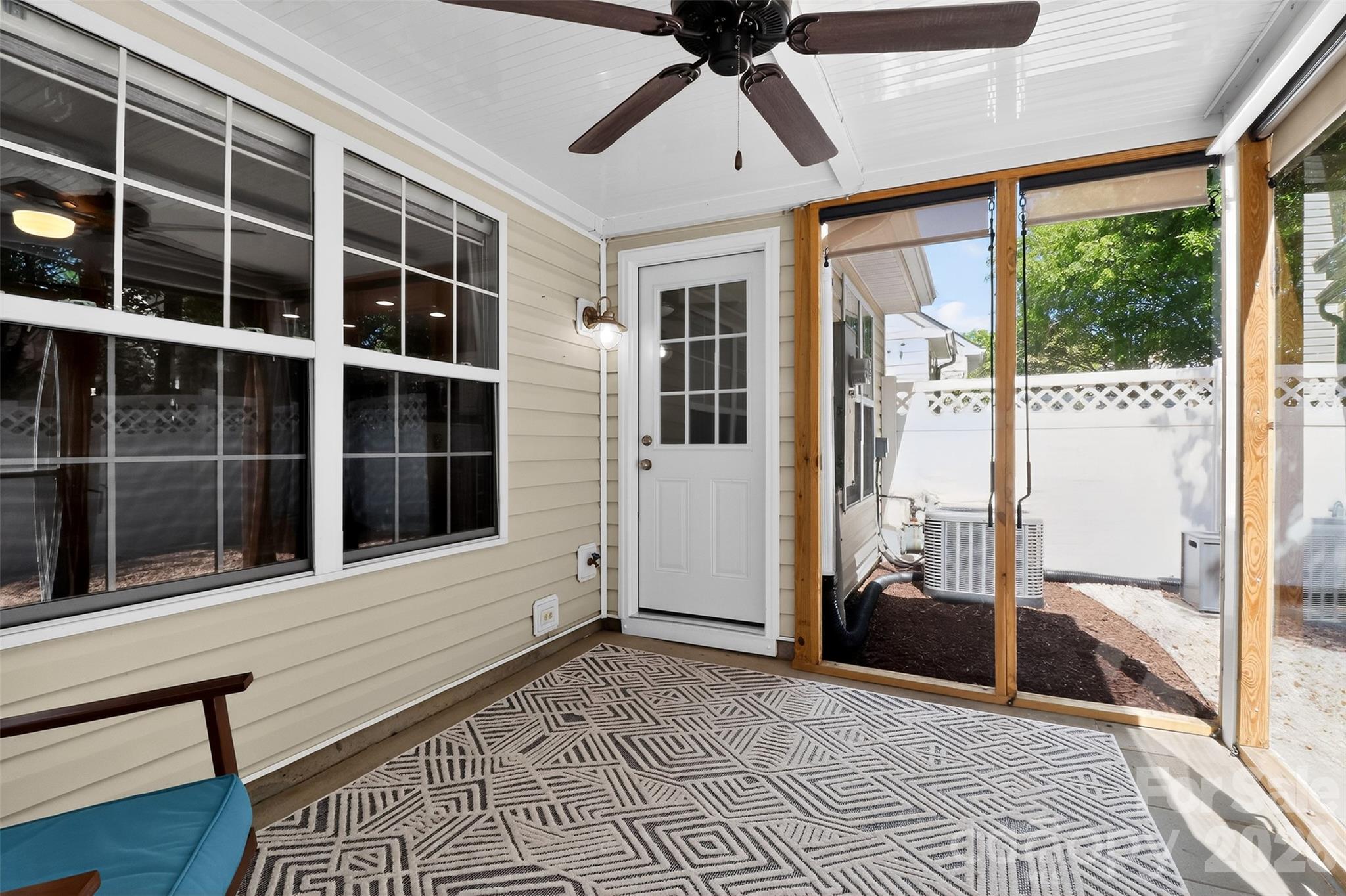 Lexington Commons - Residential