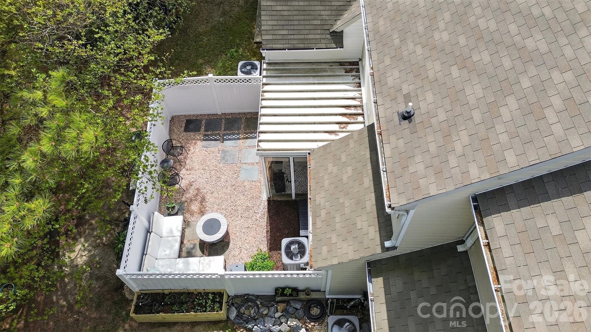 Lexington Commons - Residential