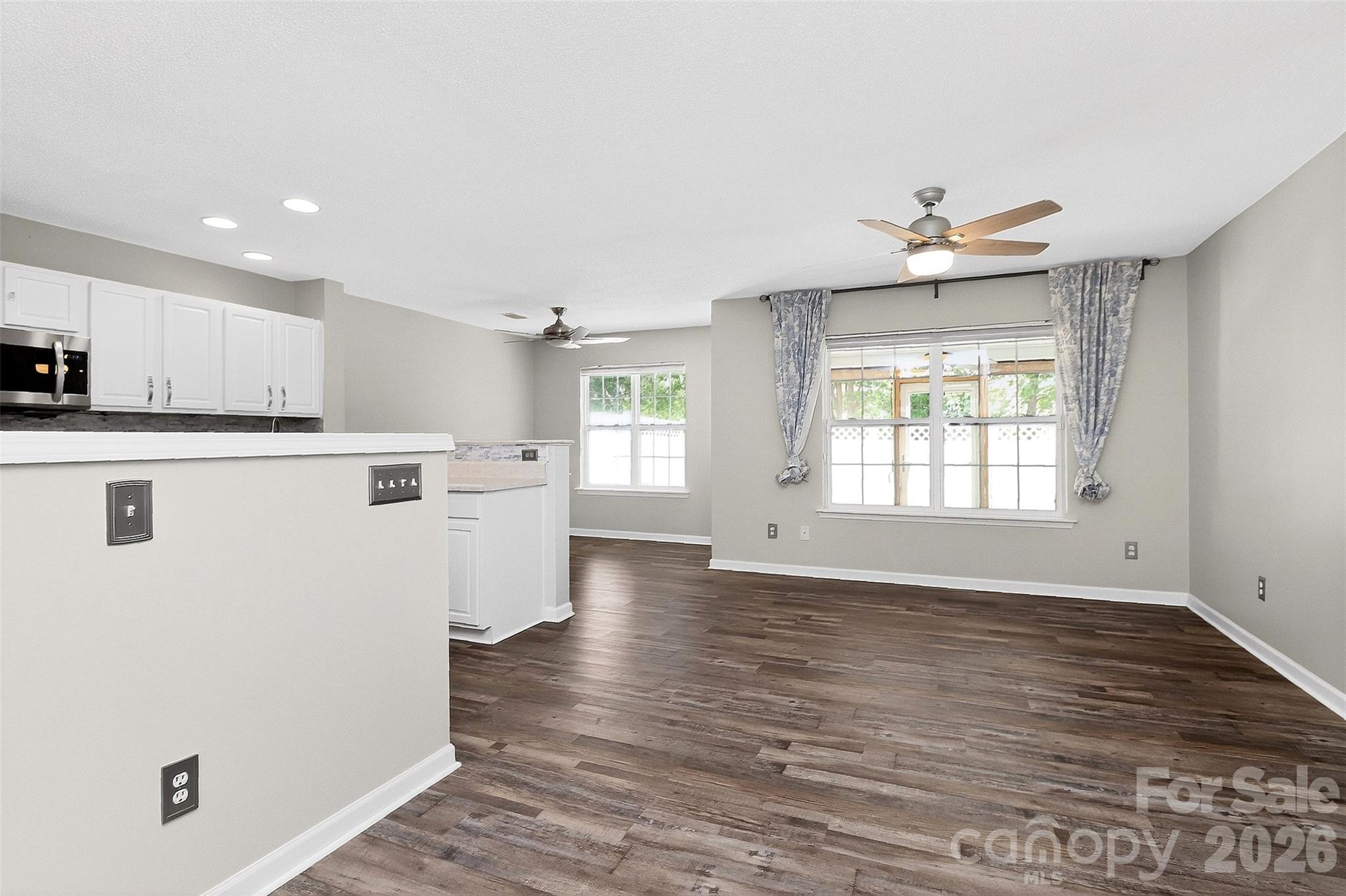 Lexington Commons - Residential