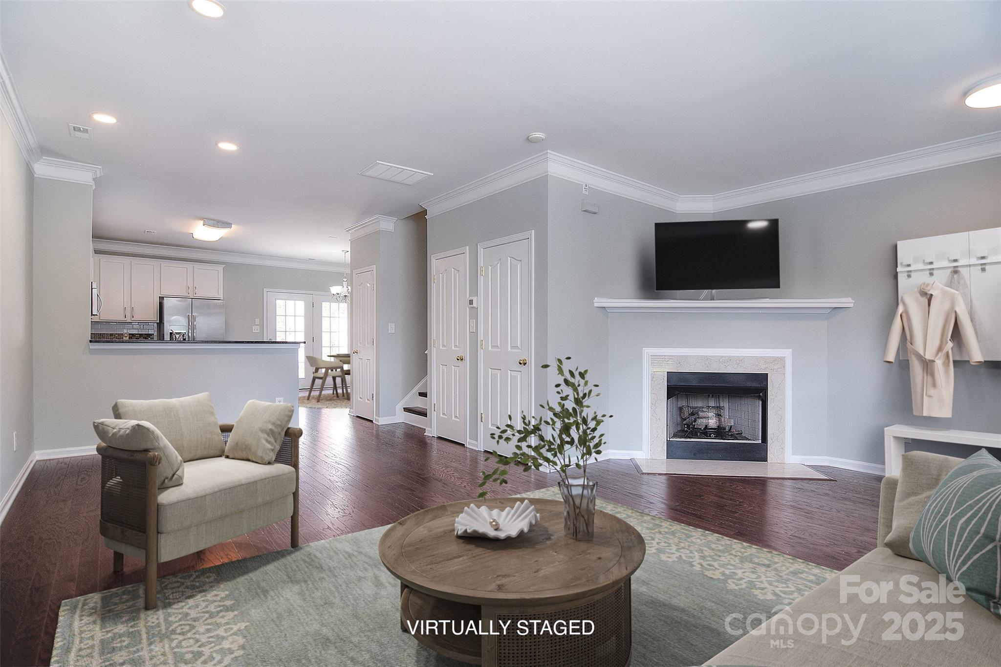 7002 Creft Circle