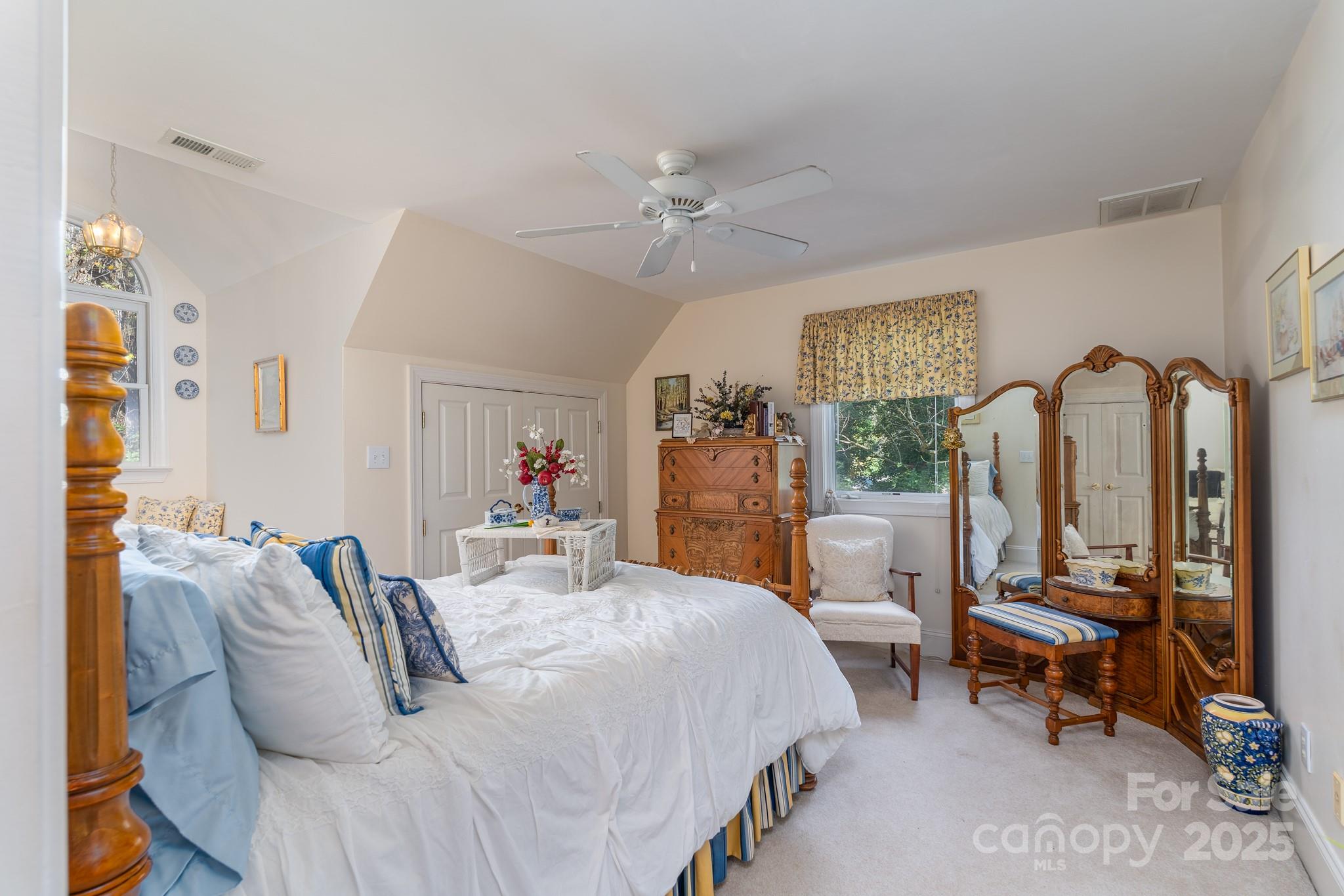 Meadow Lakes - Residential