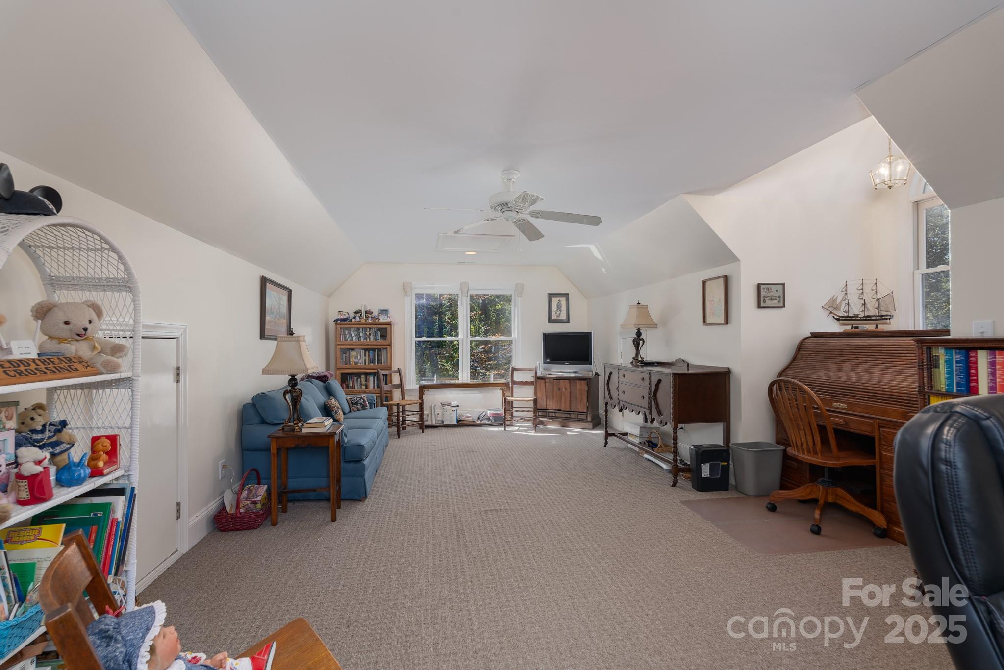 Meadow Lakes - Residential