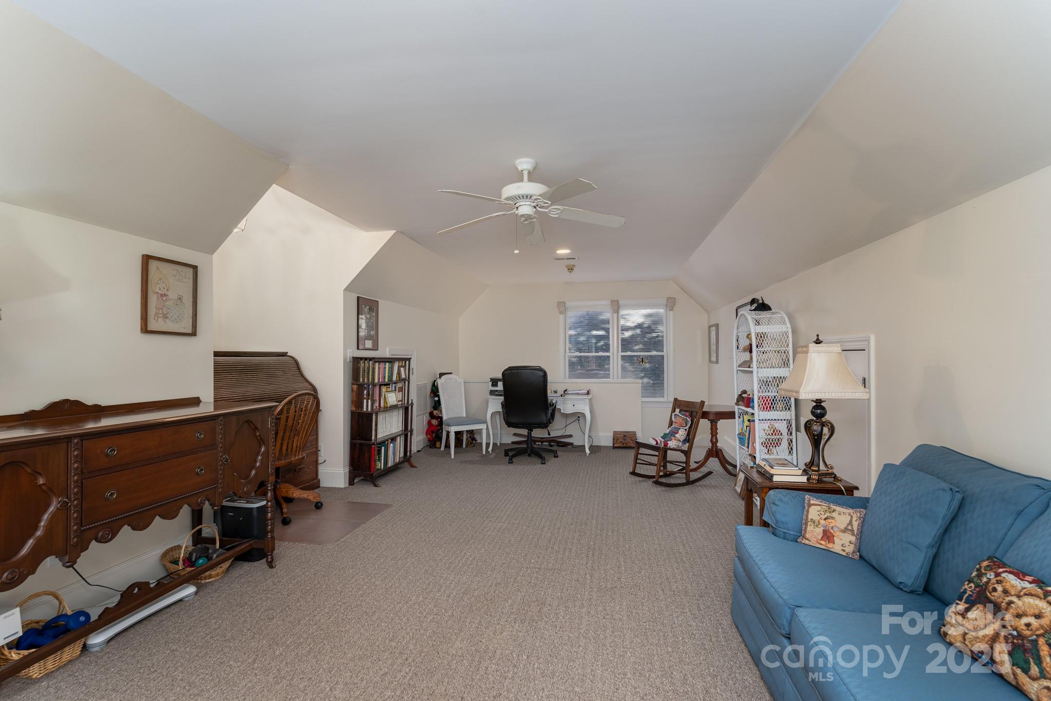 Meadow Lakes - Residential