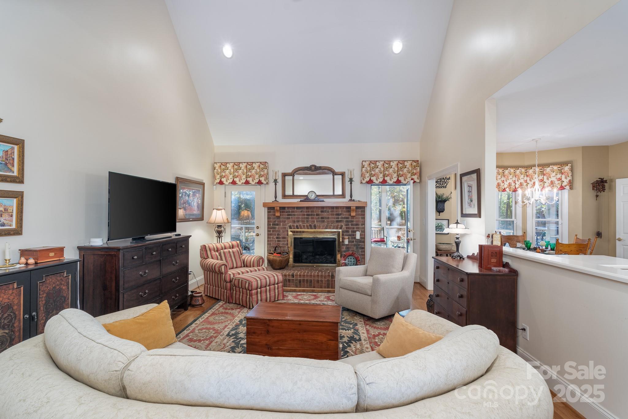 Meadow Lakes - Residential