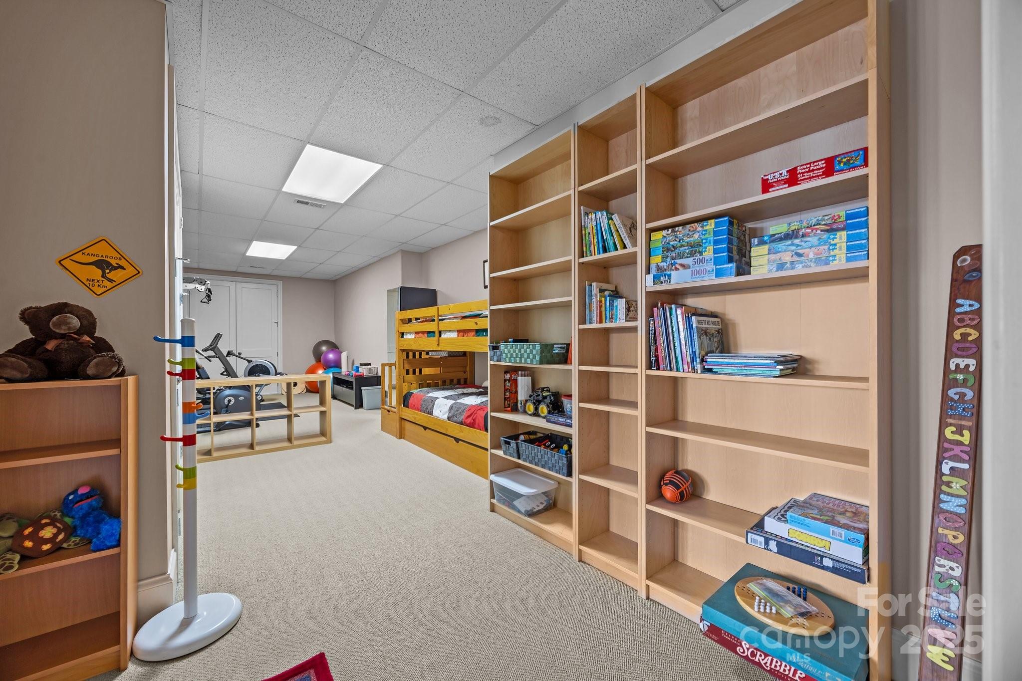 The Peninsula - Residential