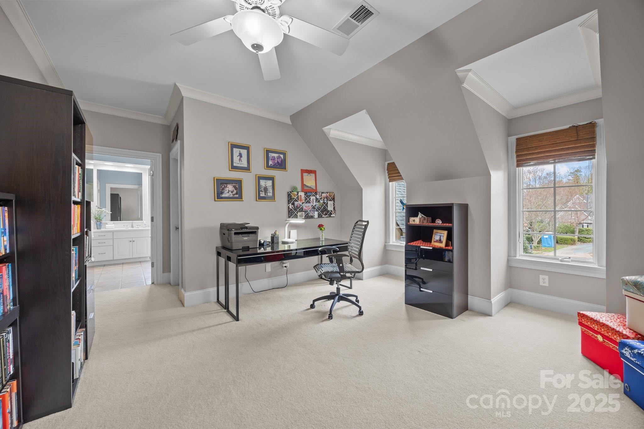 The Peninsula - Residential