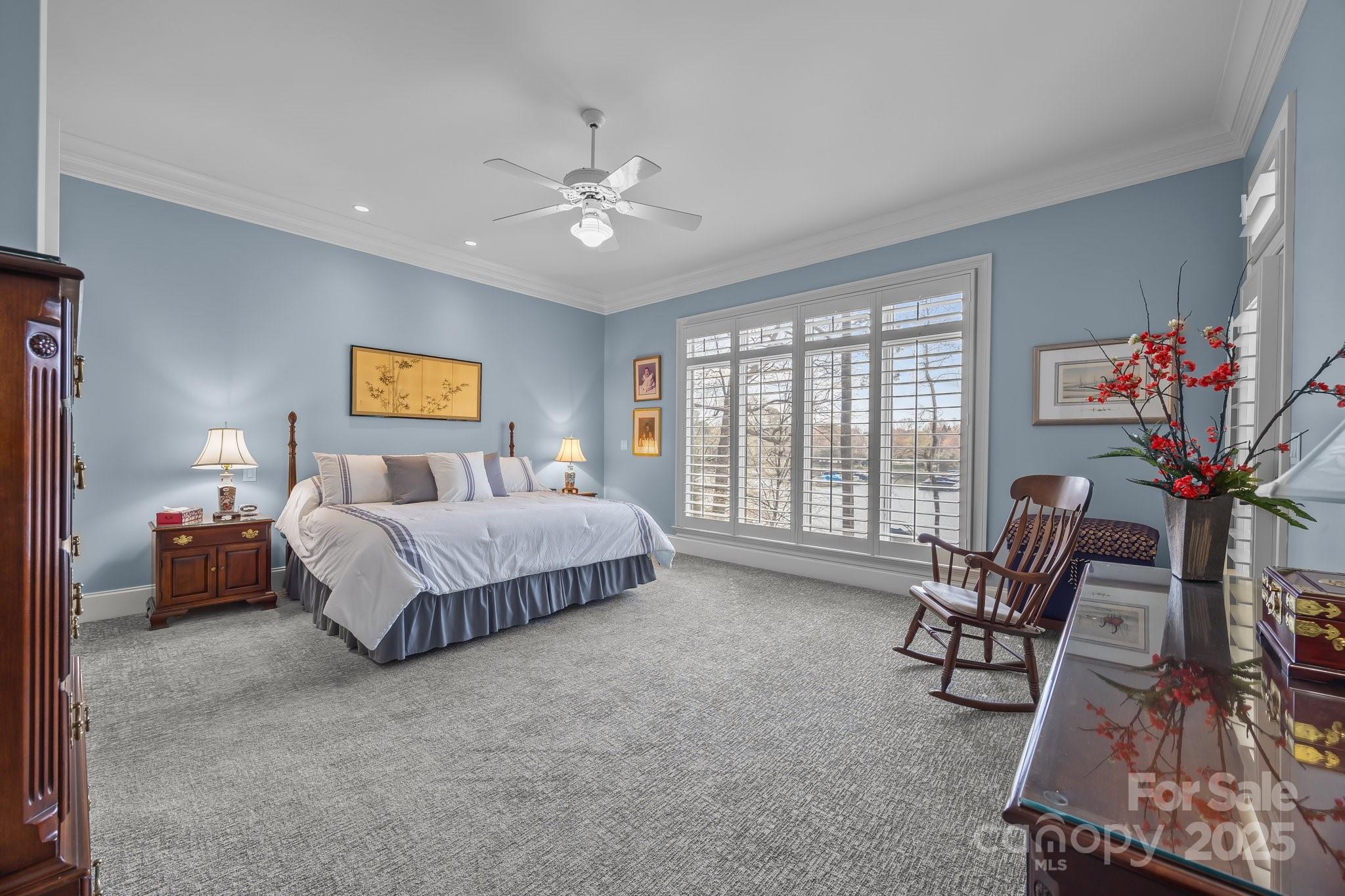 The Peninsula - Residential