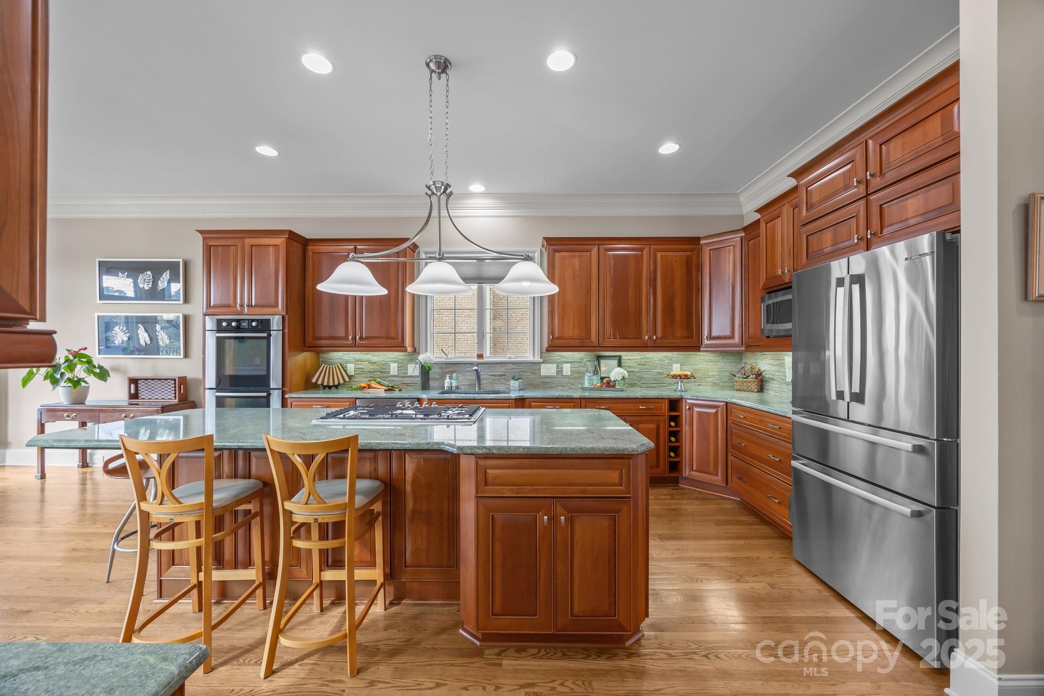 The Peninsula - Residential