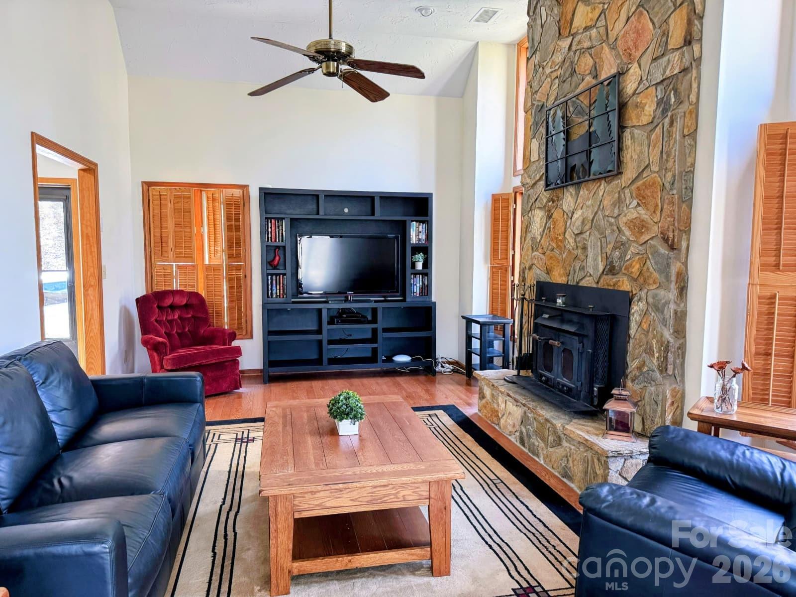 Rumbling Bald on Lake Lure - Residential