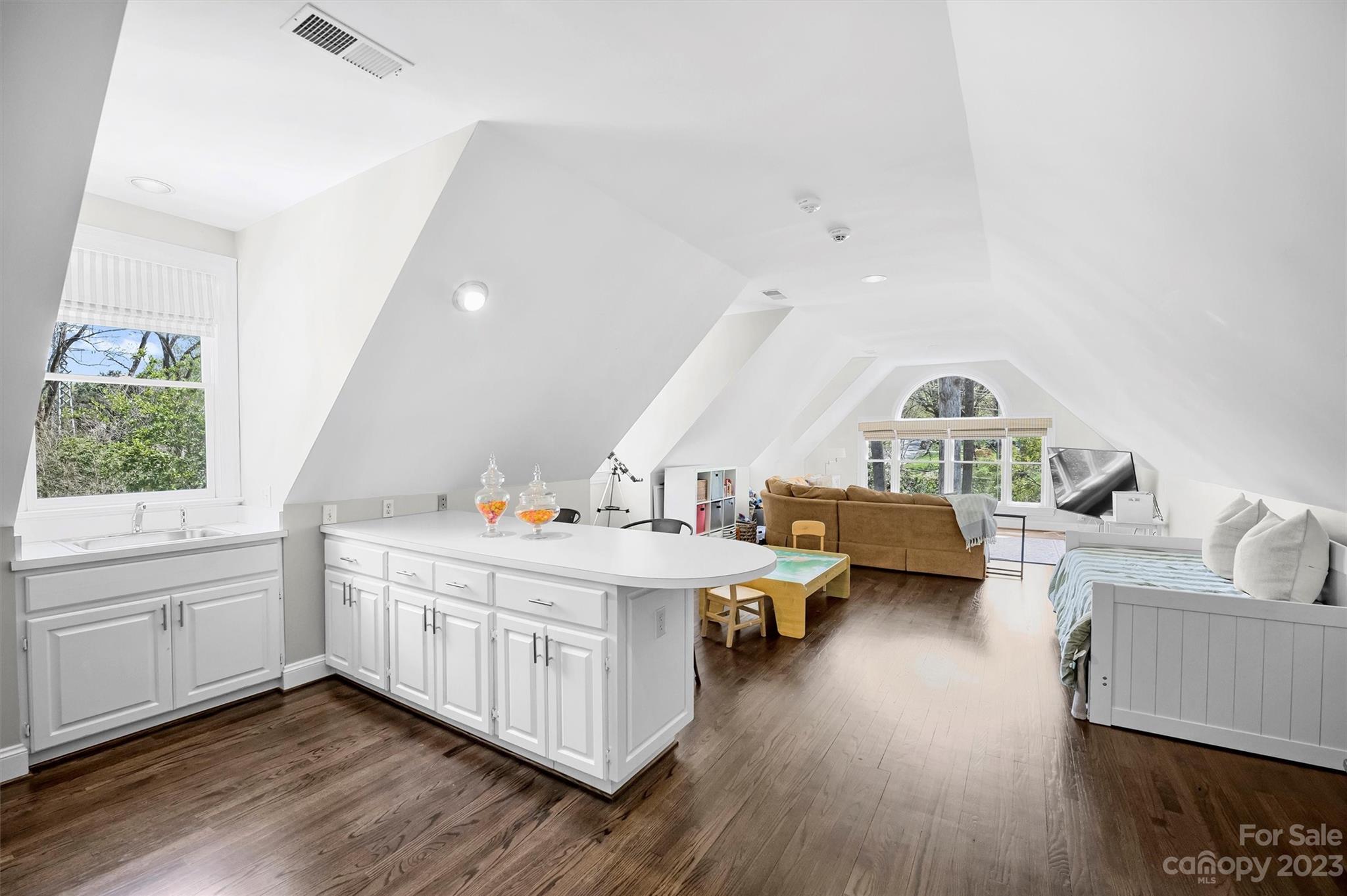 Foxcroft - Residential