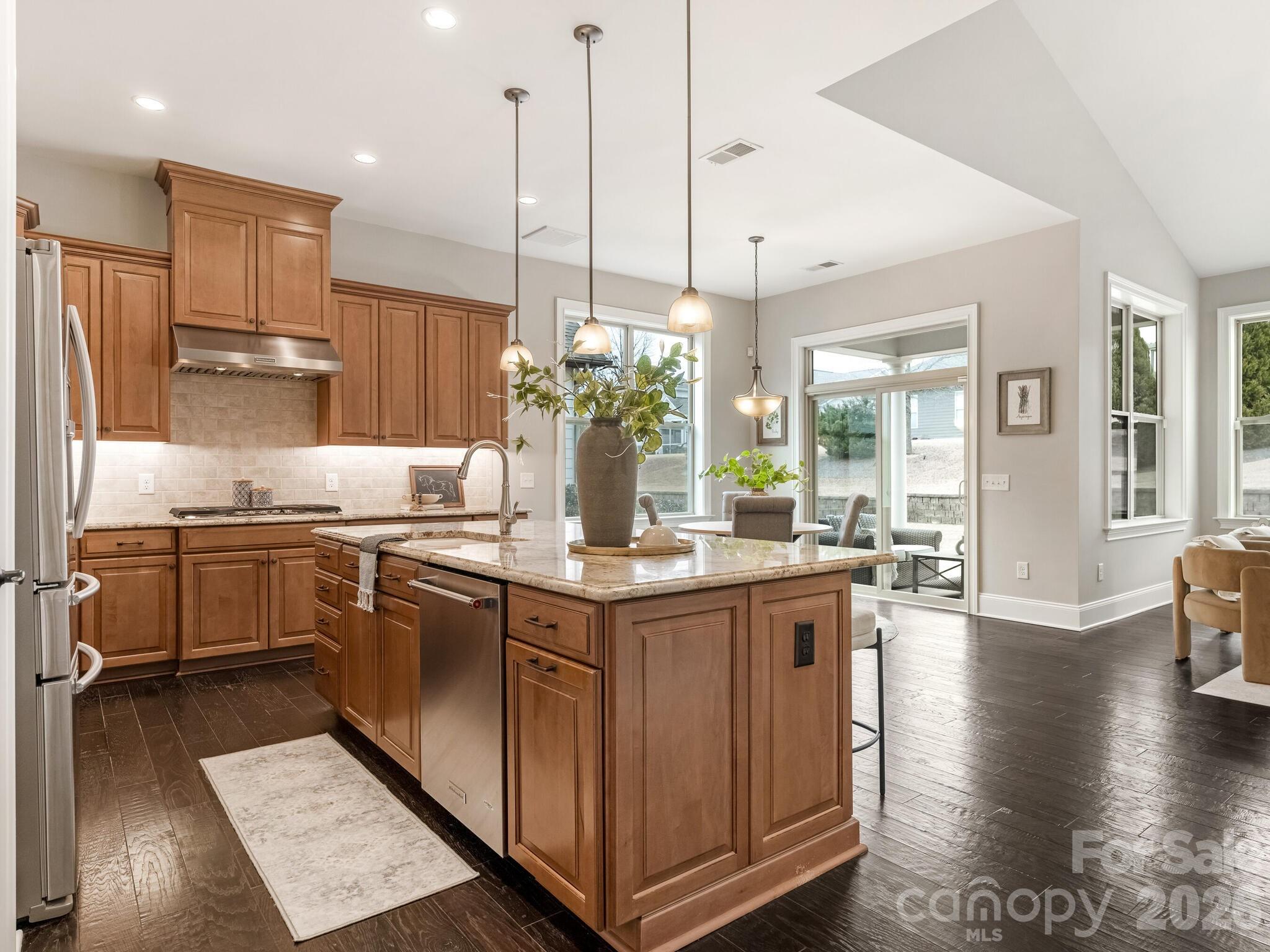 Regency at Palisades - Residential