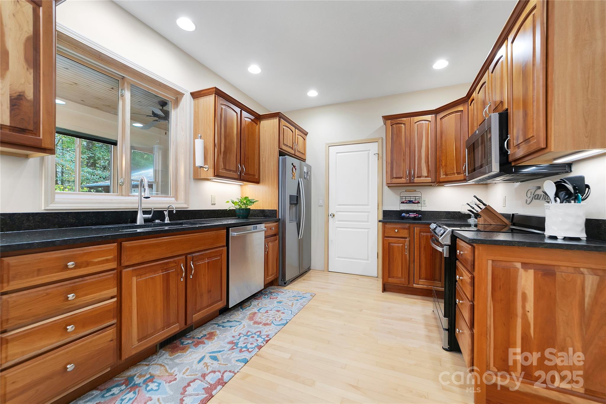 Oak Woods - Residential