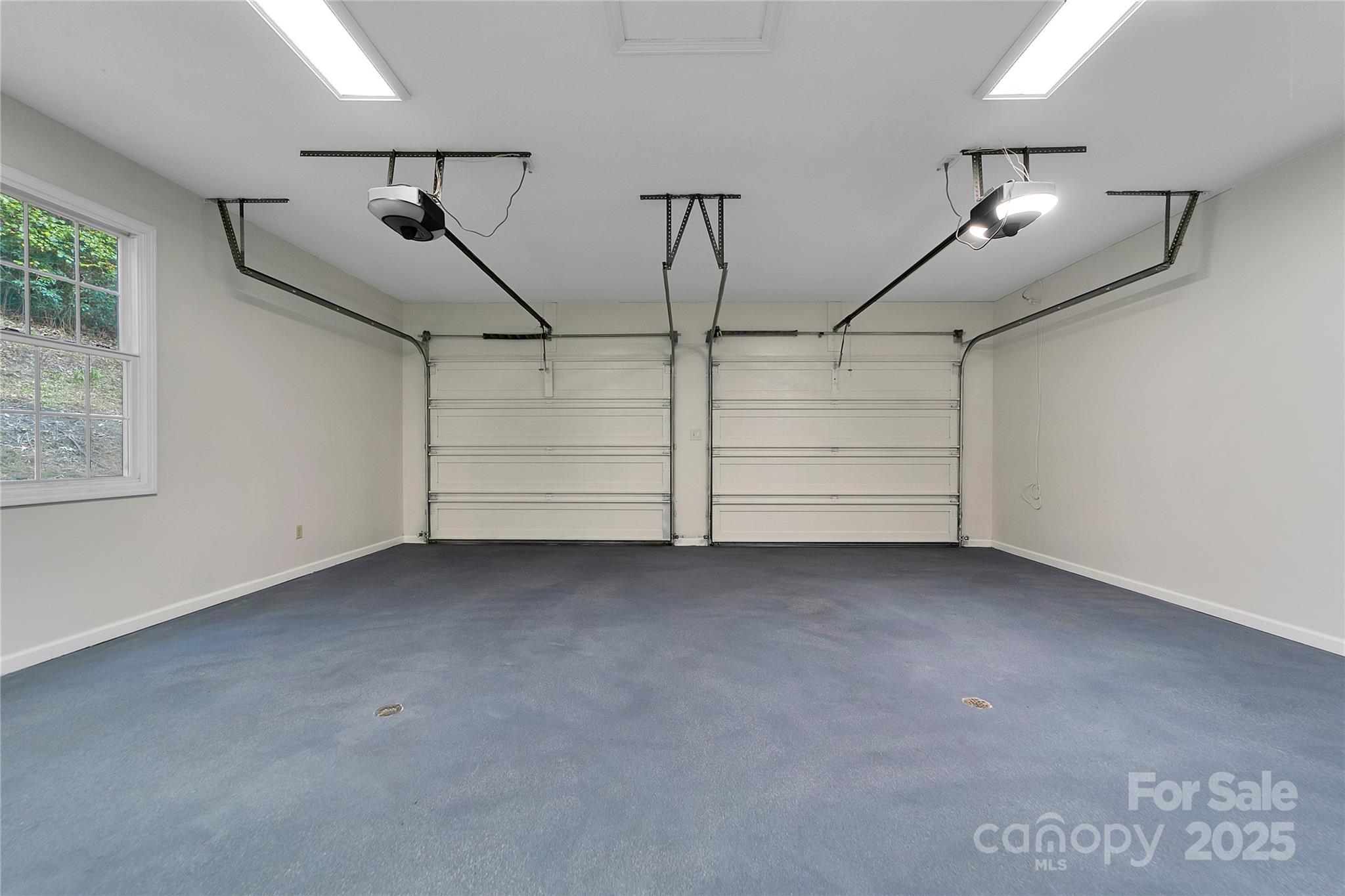 Oak Woods - Residential