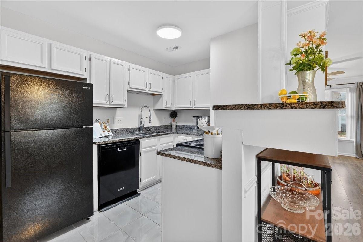 Oakdale Place - Residential