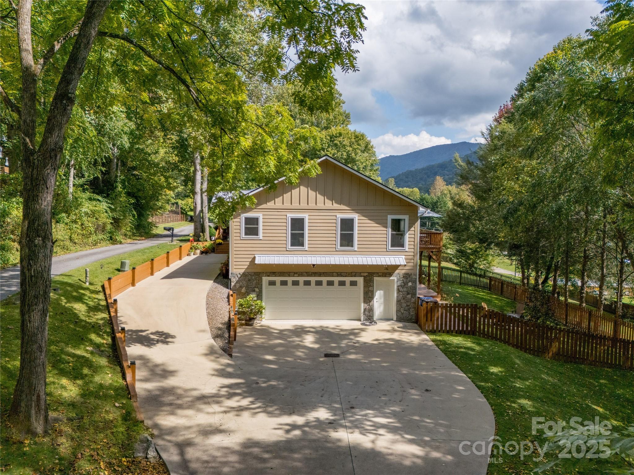 Valley Creek Run - Residential